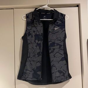 Nike vest